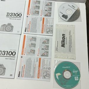 Nikon D3100 Camera Users Manuel and CDs